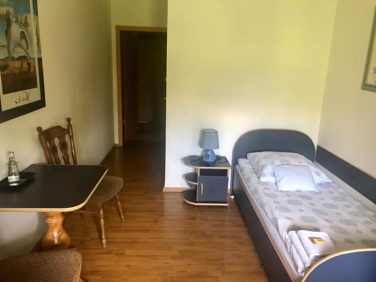 Hotel Zameczek Radomsko Exteriör bild
